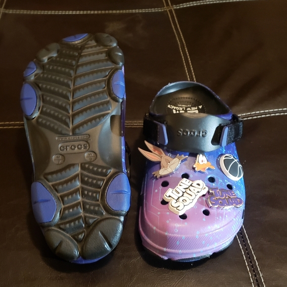 Space Jam Special Edition Crocs - Picture 3 of 4